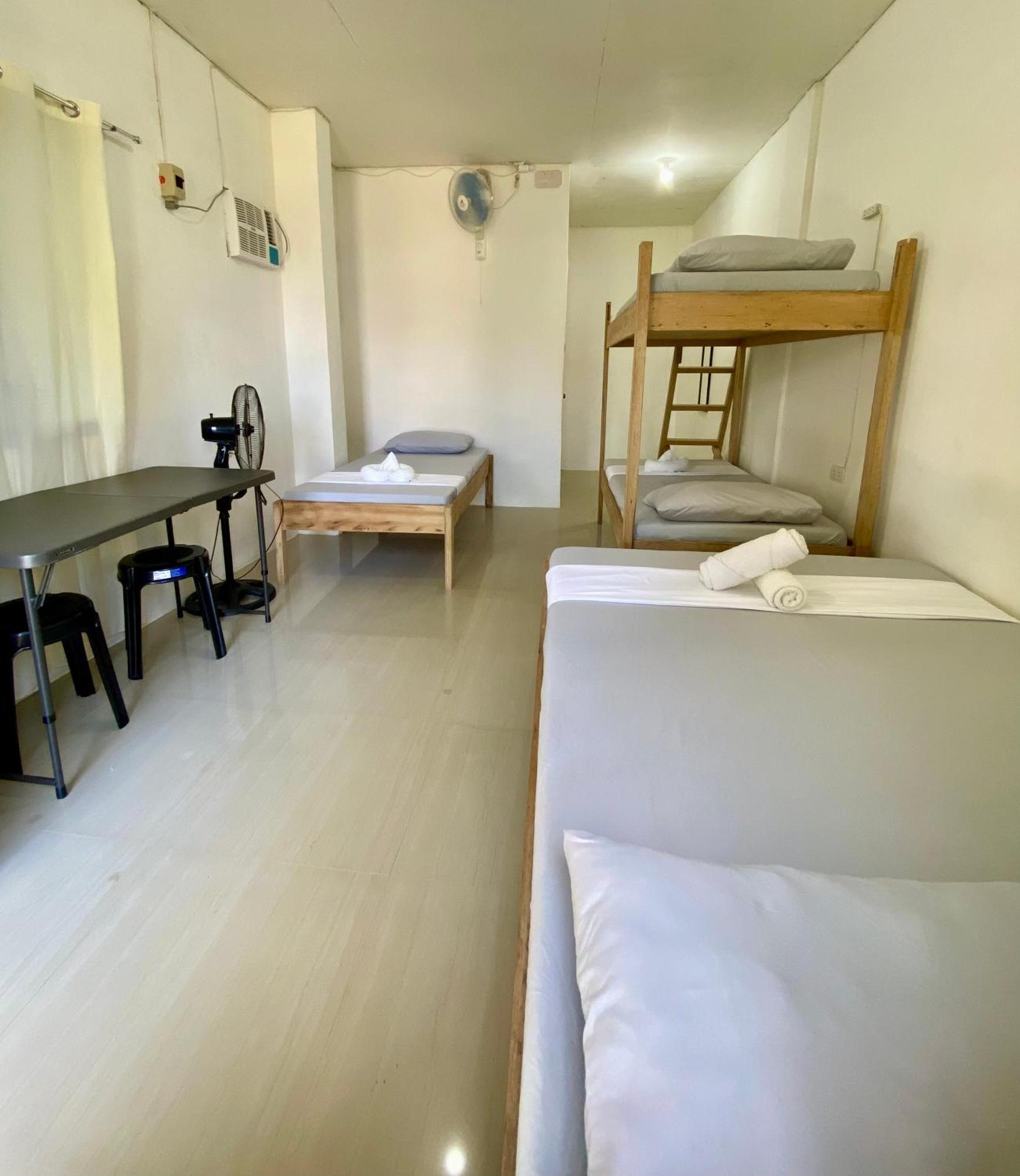 Reddot Guest House General Luna  Exterior foto