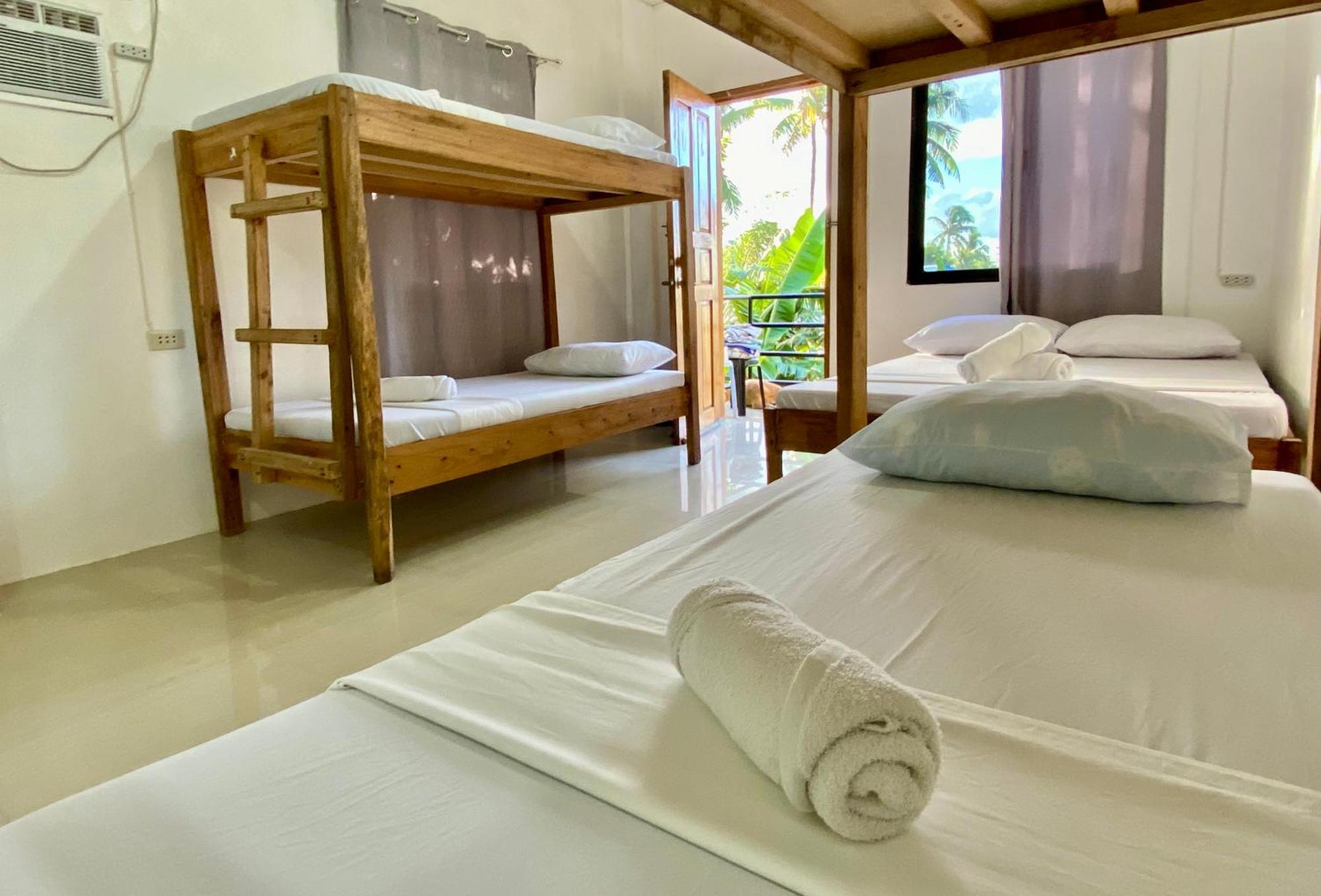 Reddot Guest House General Luna  Exterior foto